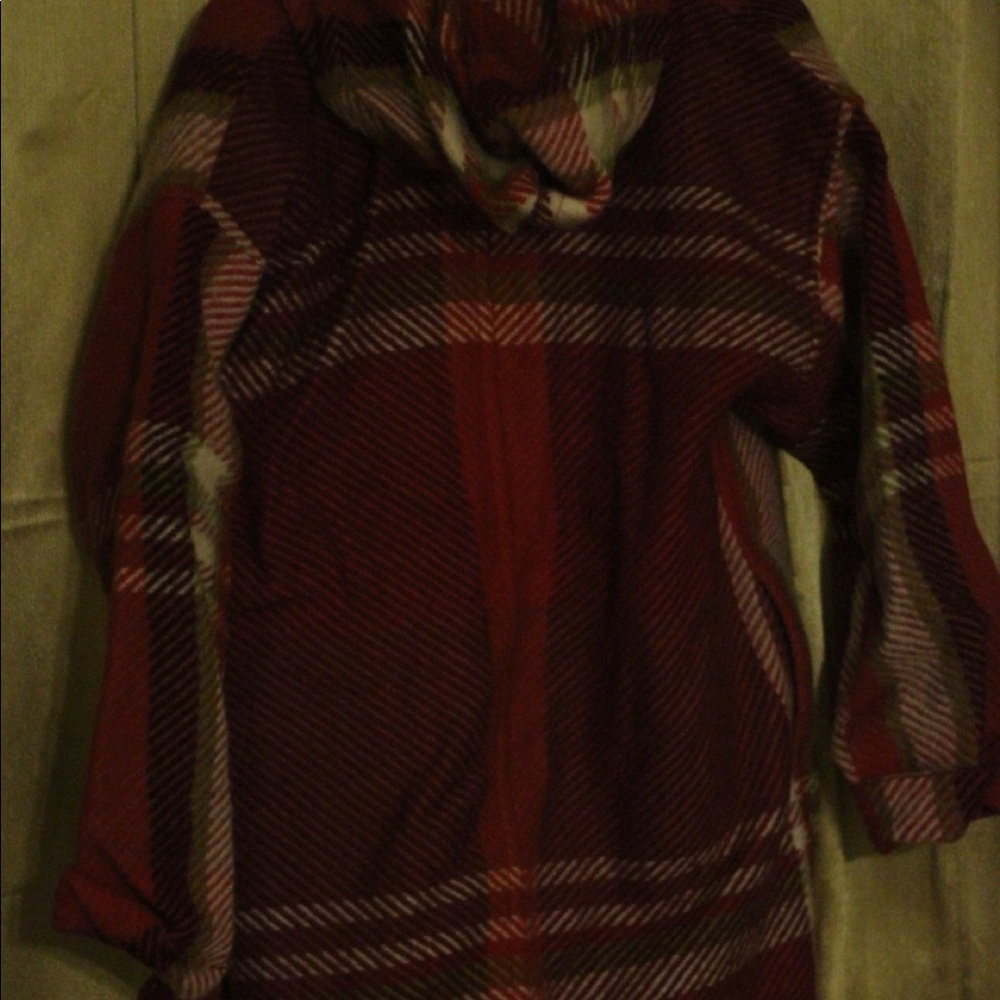 Lynn Pullman 100% Wool